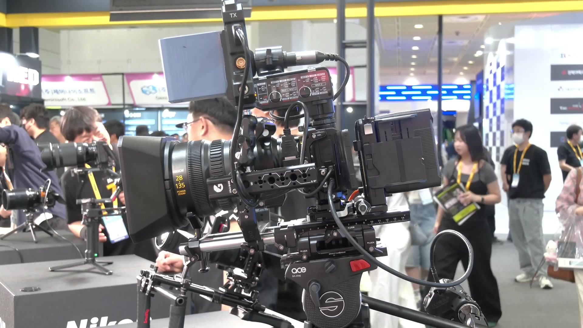 NIKON, 첫 보급형 시네마 카메라 'ZR' 전시